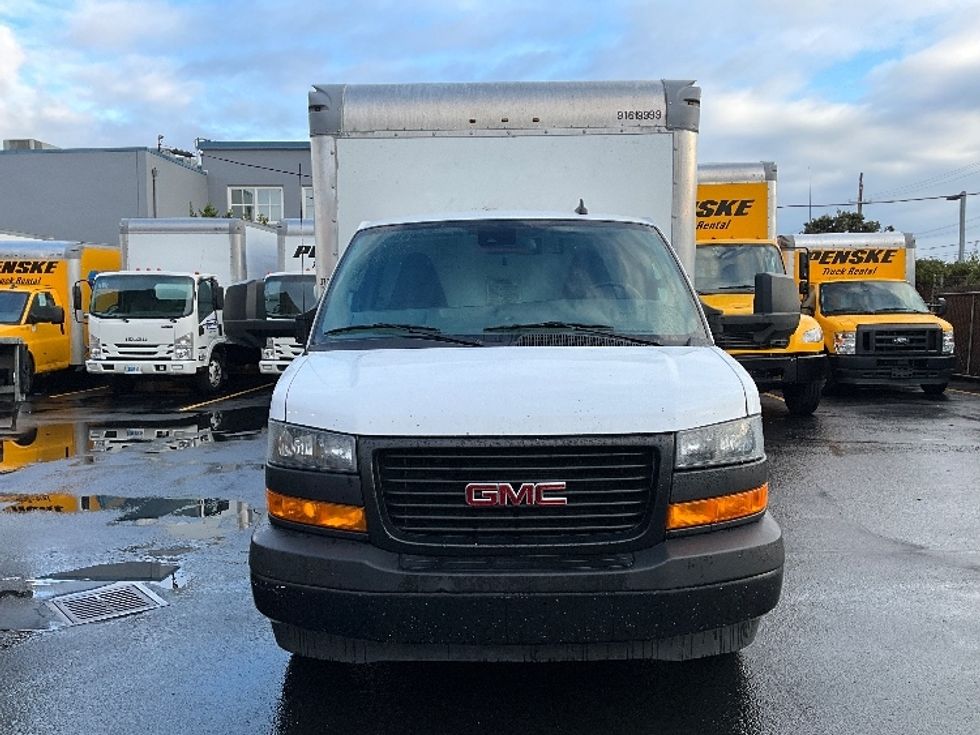 Light Duty Box Truck-Light and Medium Duty Trucks-GMC-2021-Savana G33903-Fontana-CA-91,751\n\t\tmiles-$ 32,250 - Image 2