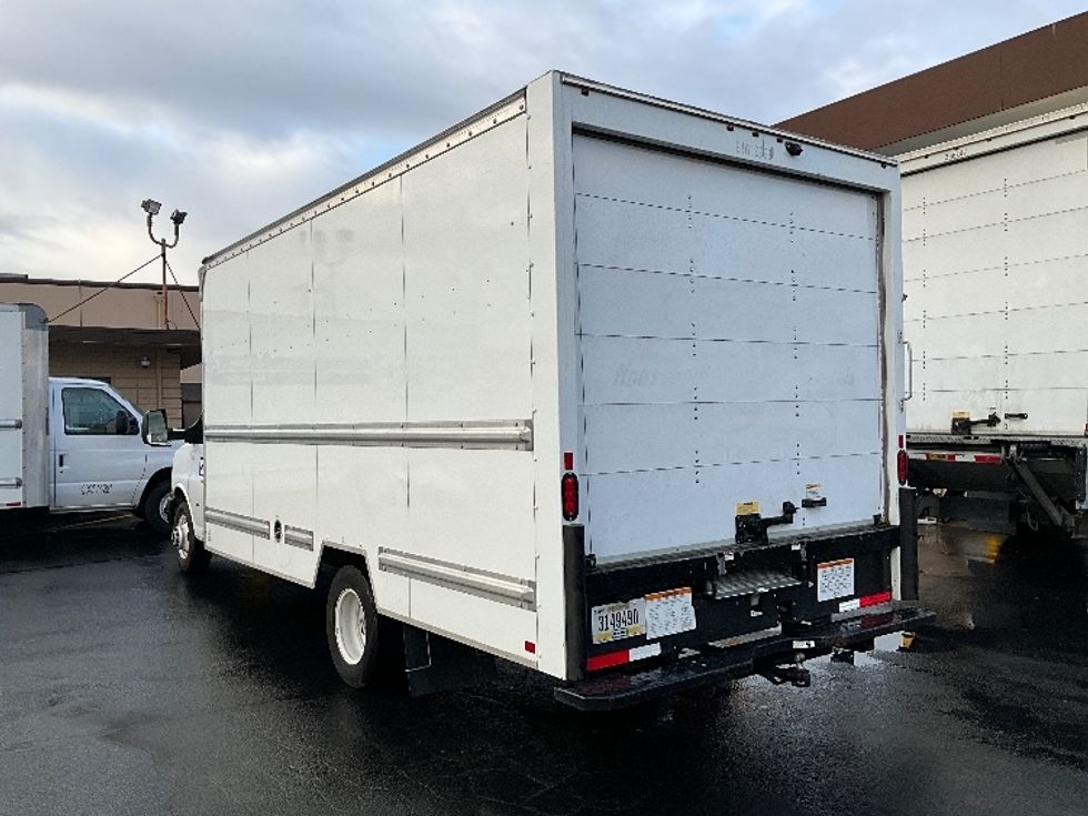 Light Duty Box Truck-Light and Medium Duty Trucks-GMC-2021-Savana G33903-Fontana-CA-91,751\n\t\tmiles-$ 32,250 - Image 6