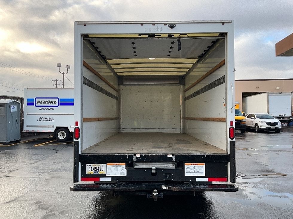 Light Duty Box Truck-Light and Medium Duty Trucks-GMC-2021-Savana G33903-Fontana-CA-91,751\n\t\tmiles-$ 32,250 - Image 8