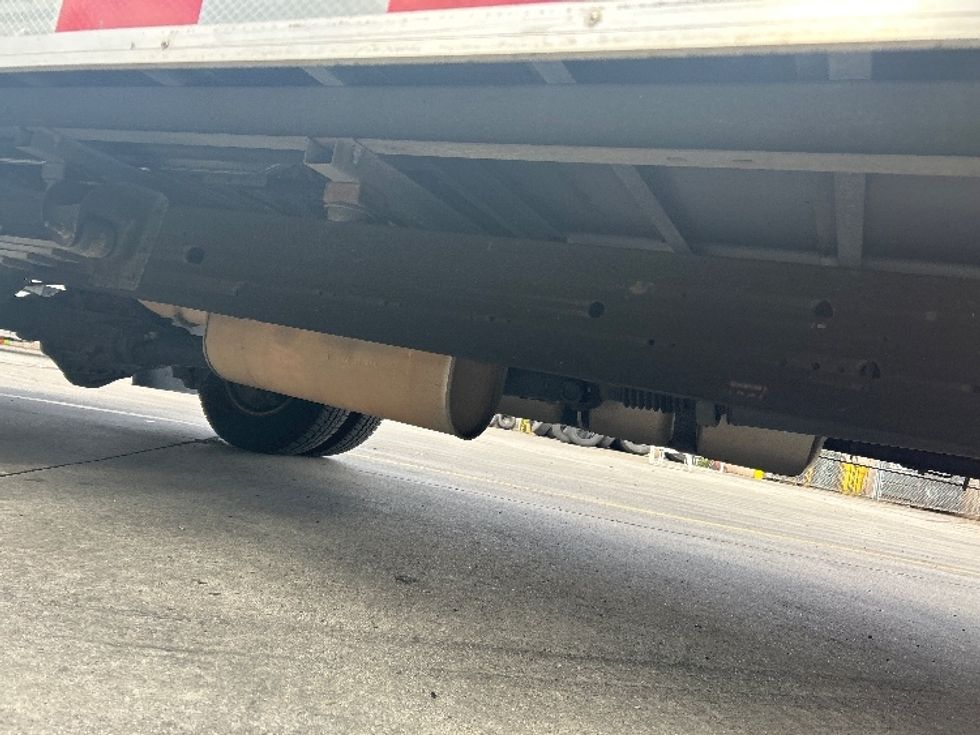 Light Duty Box Truck-Light and Medium Duty Trucks-GMC-2021-Savana G33903-Fontana-CA-92,619\n\t\tmiles-$ 31,500 - Image 14