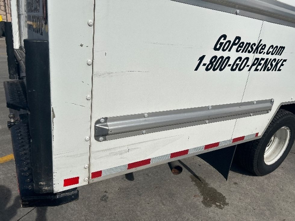 Light Duty Box Truck-Light and Medium Duty Trucks-GMC-2021-Savana G33903-Fontana-CA-92,619\n\t\tmiles-$ 31,500 - Image 27