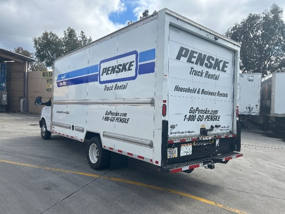 Light Duty Box Truck-Light and Medium Duty Trucks-GMC-2021-Savana G33903-Fontana-CA-92,619\n\t\tmiles-$ 31,500 - Image 6