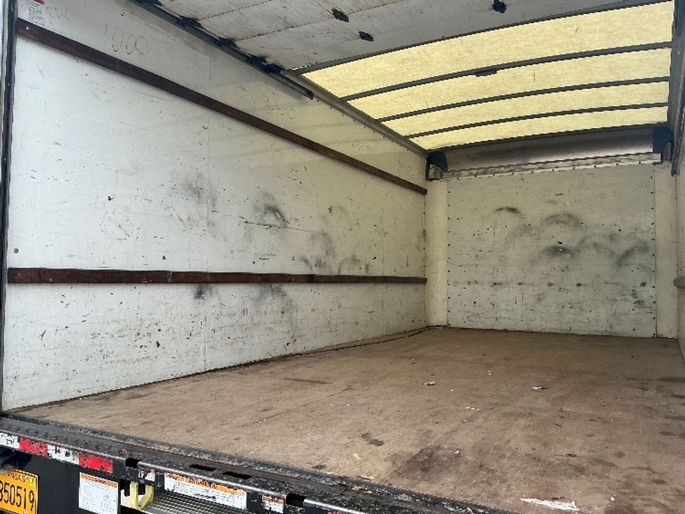 Light Duty Box Truck-Light and Medium Duty Trucks-GMC-2021-Savana G33903-Fontana-CA-92,638\n\t\tmiles-$ 31,500 - Image 11