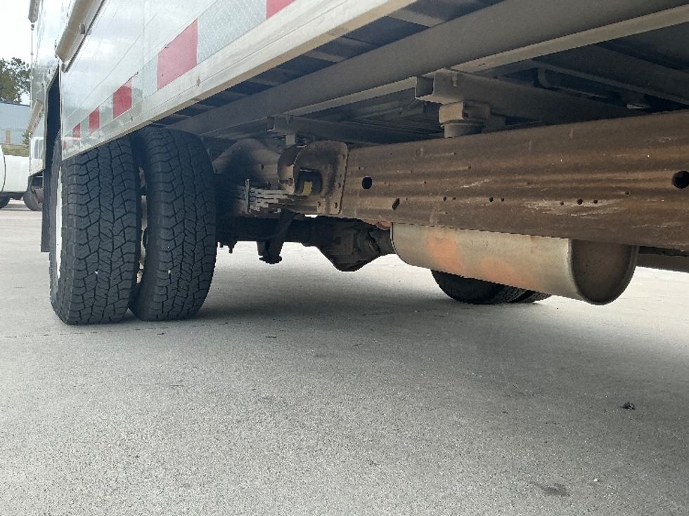 Light Duty Box Truck-Light and Medium Duty Trucks-GMC-2021-Savana G33903-Fontana-CA-92,638\n\t\tmiles-$ 31,500 - Image 14