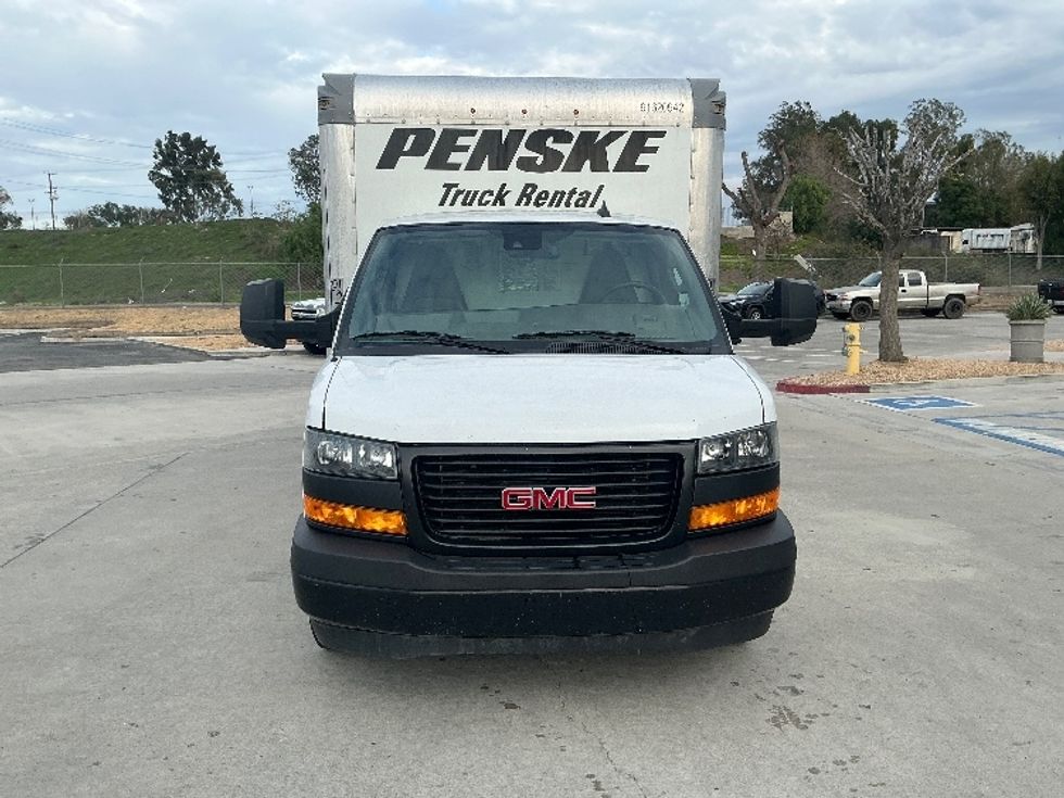 Light Duty Box Truck-Light and Medium Duty Trucks-GMC-2021-Savana G33903-Fontana-CA-92,638\n\t\tmiles-$ 31,500 - Image 2