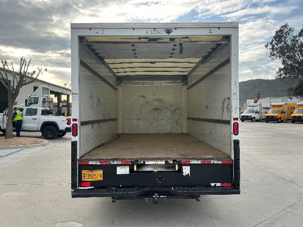 Light Duty Box Truck-Light and Medium Duty Trucks-GMC-2021-Savana G33903-Fontana-CA-92,638\n\t\tmiles-$ 31,500 - Image 8