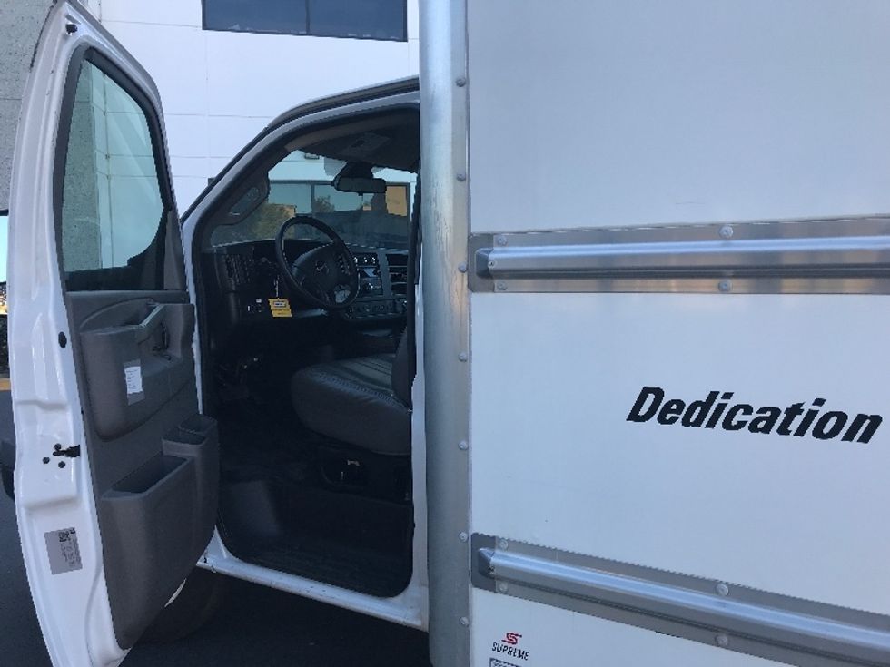 Light Duty Box Truck-Light and Medium Duty Trucks-GMC-2021-Savana G33903-Fontana-CA-92,908\n\t\tmiles-$ 31,500 - Image 16