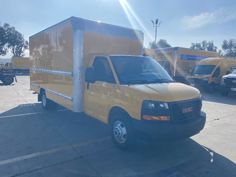 Light Duty Box Truck-Light and Medium Duty Trucks-GMC-2021-Savana G33903-Fontana-CA-96,719\n\t\tmiles-$ 28,000 - Image 1