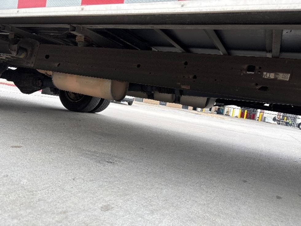 Light Duty Box Truck-Light and Medium Duty Trucks-GMC-2021-Savana G33903-Fontana-CA-97,987\n\t\tmiles-$ 27,750 - Image 14