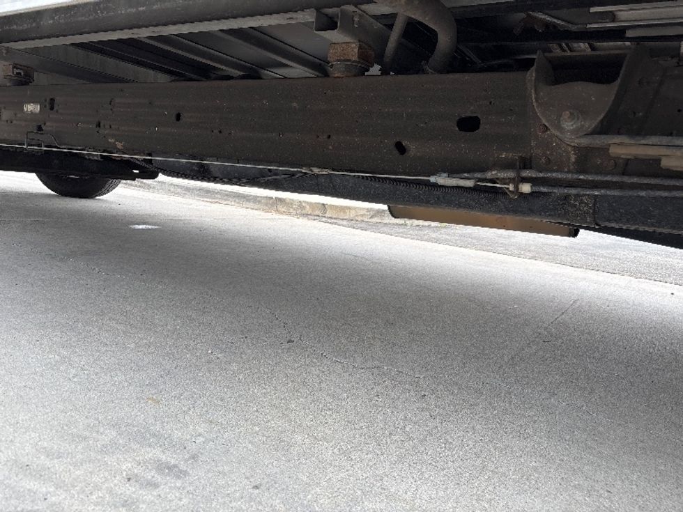 Light Duty Box Truck-Light and Medium Duty Trucks-GMC-2021-Savana G33903-Fontana-CA-97,987\n\t\tmiles-$ 27,750 - Image 5