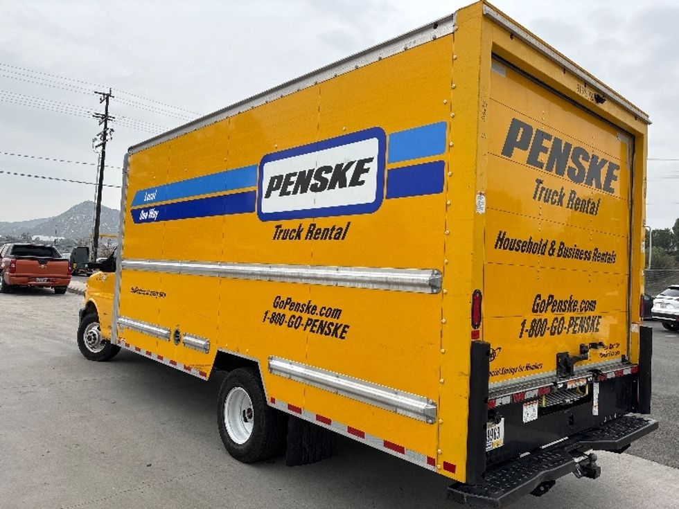 Light Duty Box Truck-Light and Medium Duty Trucks-GMC-2021-Savana G33903-Fontana-CA-97,987\n\t\tmiles-$ 27,750 - Image 6