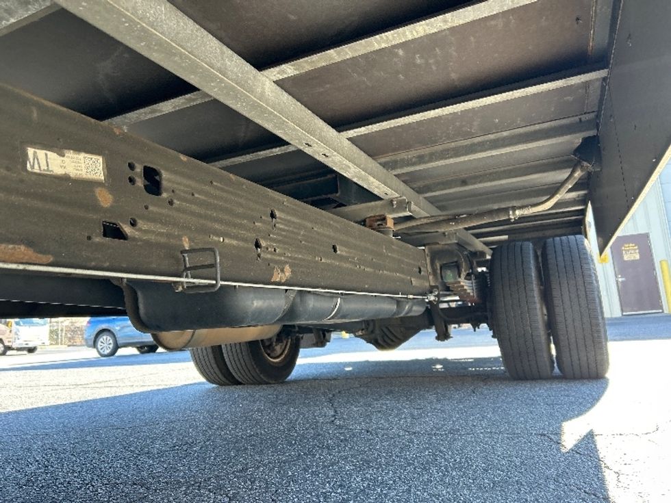 Light Duty Box Truck-Light and Medium Duty Trucks-GMC-2021-Savana G33903-Forest Park-GA-98,842\n\t\tmiles-$ 31,000 - Image 5