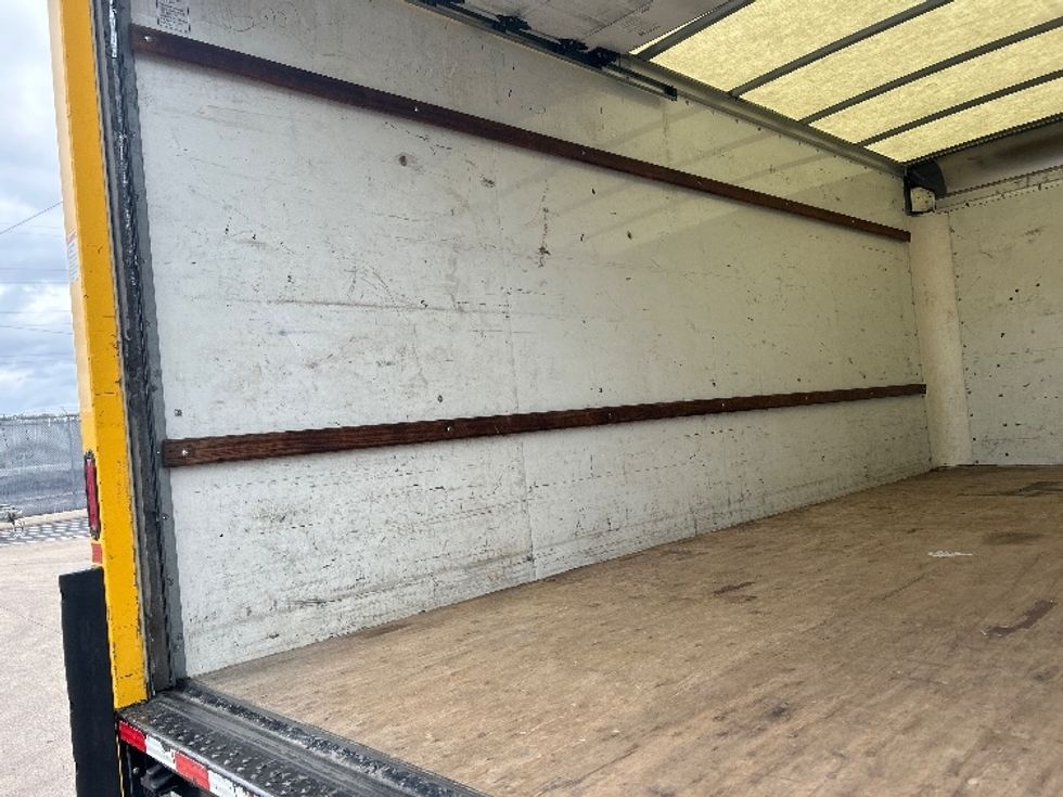 Light Duty Box Truck-Light and Medium Duty Trucks-GMC-2021-Savana G33903-Fort Myers-FL-96,103\n\t\tmiles-$ 28,000 - Image 11