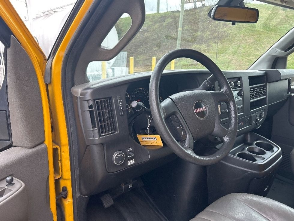 Light Duty Box Truck-Light and Medium Duty Trucks-GMC-2021-Savana G33903-Fort Myers-FL-96,103\n\t\tmiles-$ 28,000 - Image 16