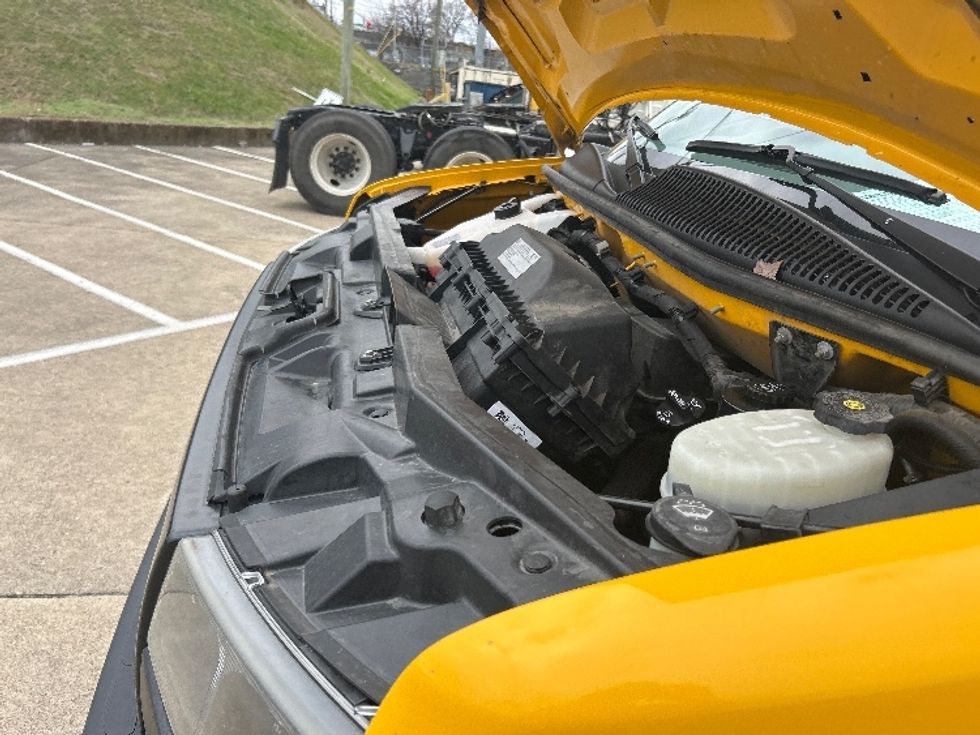 Light Duty Box Truck-Light and Medium Duty Trucks-GMC-2021-Savana G33903-Fort Myers-FL-96,103\n\t\tmiles-$ 28,000 - Image 23