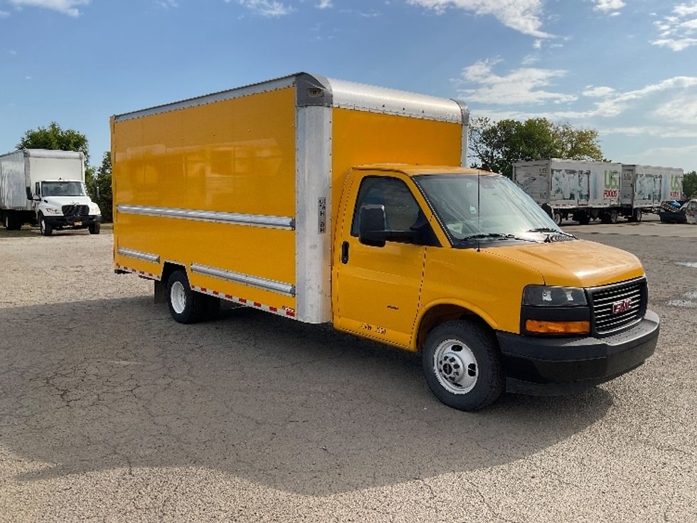 Light Duty Box Truck-Light and Medium Duty Trucks-GMC-2021-Savana G33903-Fort Smith-AR-124,213\n\t\tmiles-$ 11,500 - Image 1