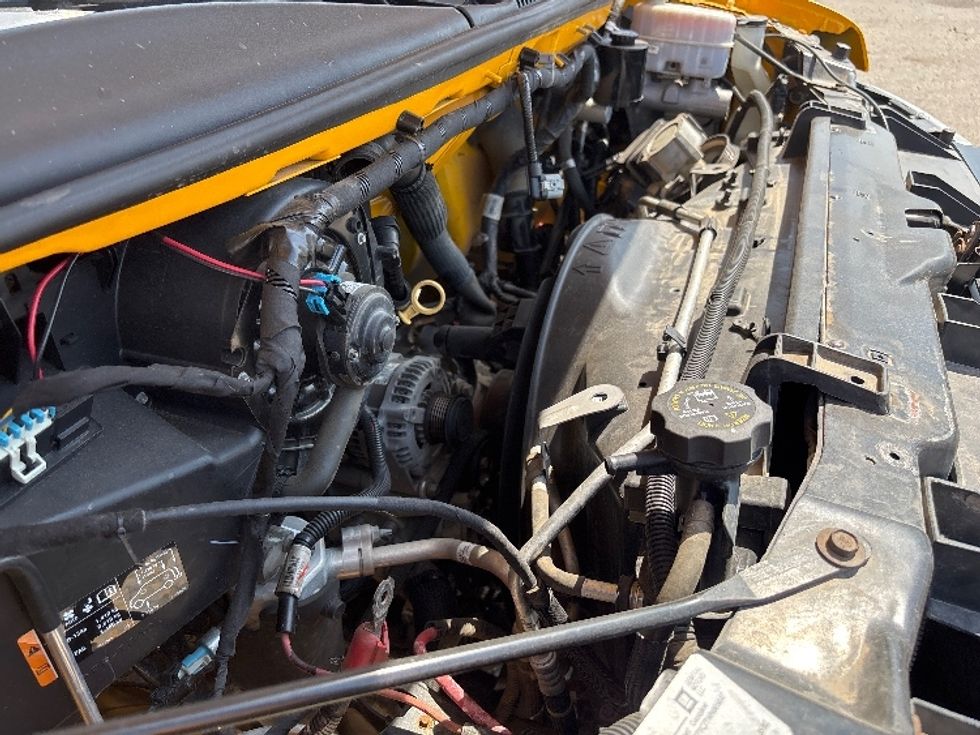 Light Duty Box Truck-Light and Medium Duty Trucks-GMC-2021-Savana G33903-Fort Smith-AR-124,213\n\t\tmiles-$ 11,500 - Image 21