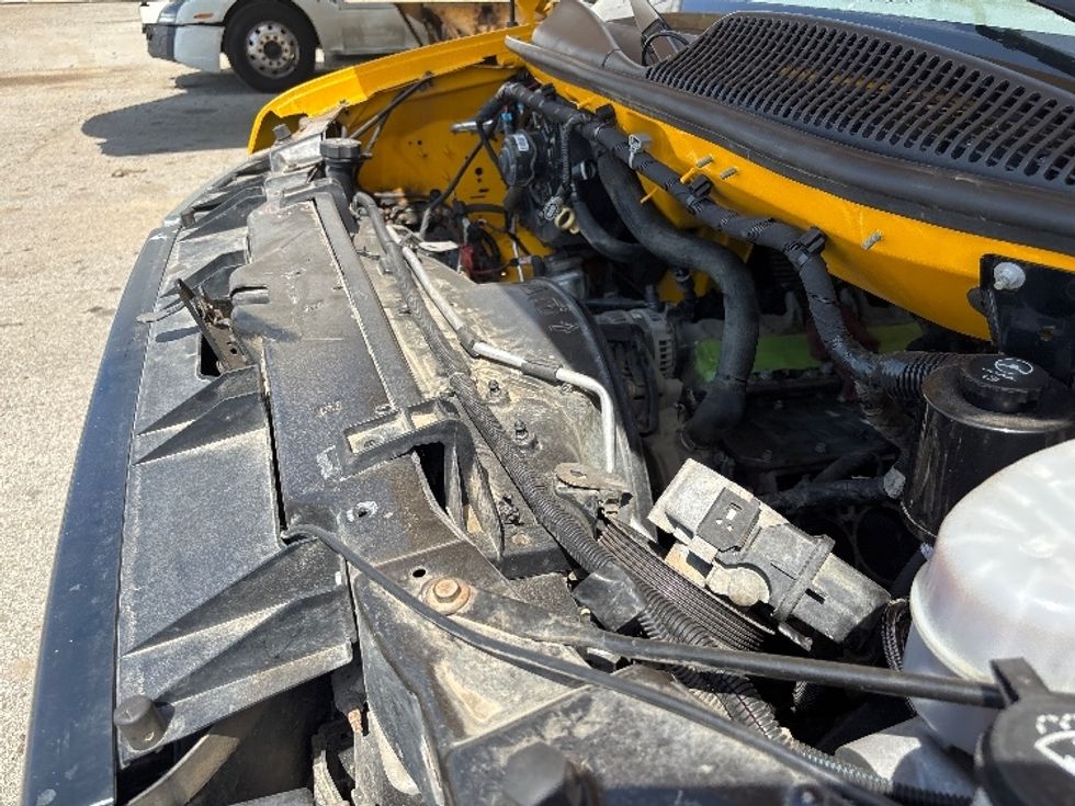 Light Duty Box Truck-Light and Medium Duty Trucks-GMC-2021-Savana G33903-Fort Smith-AR-124,213\n\t\tmiles-$ 11,500 - Image 22