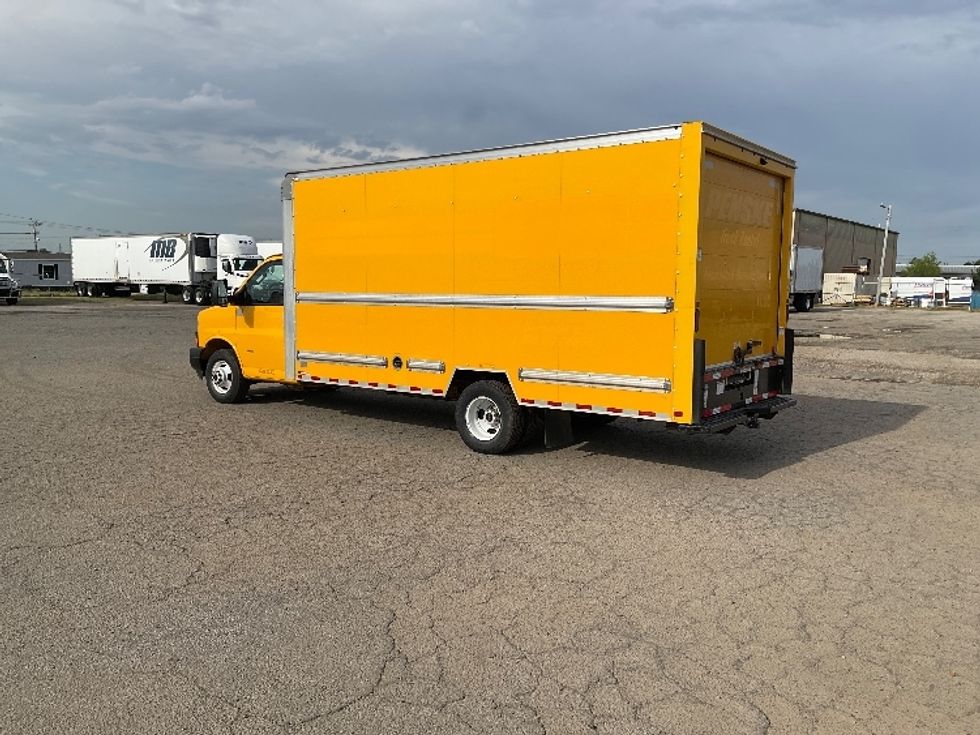 Light Duty Box Truck-Light and Medium Duty Trucks-GMC-2021-Savana G33903-Fort Smith-AR-124,213\n\t\tmiles-$ 11,500 - Image 6
