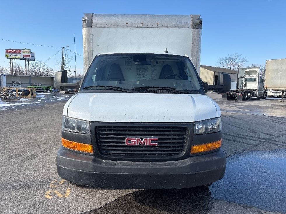 Light Duty Box Truck-Light and Medium Duty Trucks-GMC-2021-Savana G33903-Fort Wayne-IN-109,358\n\t\tmiles-$ 27,500 - Image 2