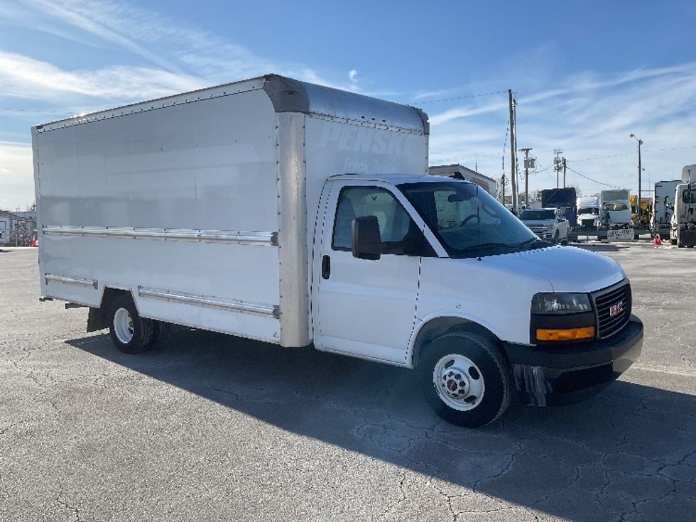 Light Duty Box Truck-Light and Medium Duty Trucks-GMC-2021-Savana G33903-Fort Wayne-IN-121,660\n\t\tmiles-$ 26,250 - Image 1