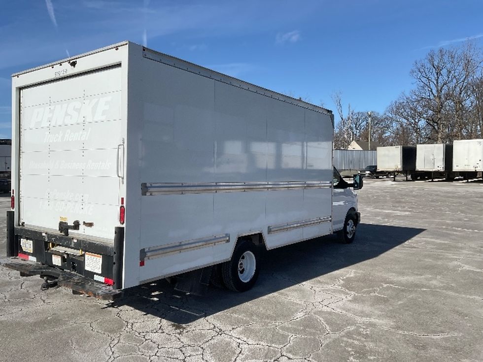 Light Duty Box Truck-Light and Medium Duty Trucks-GMC-2021-Savana G33903-Fort Wayne-IN-121,660\n\t\tmiles-$ 26,250 - Image 12