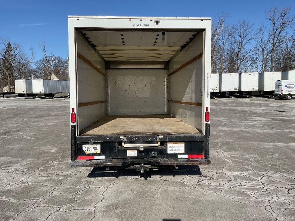 Light Duty Box Truck-Light and Medium Duty Trucks-GMC-2021-Savana G33903-Fort Wayne-IN-121,660\n\t\tmiles-$ 26,250 - Image 8