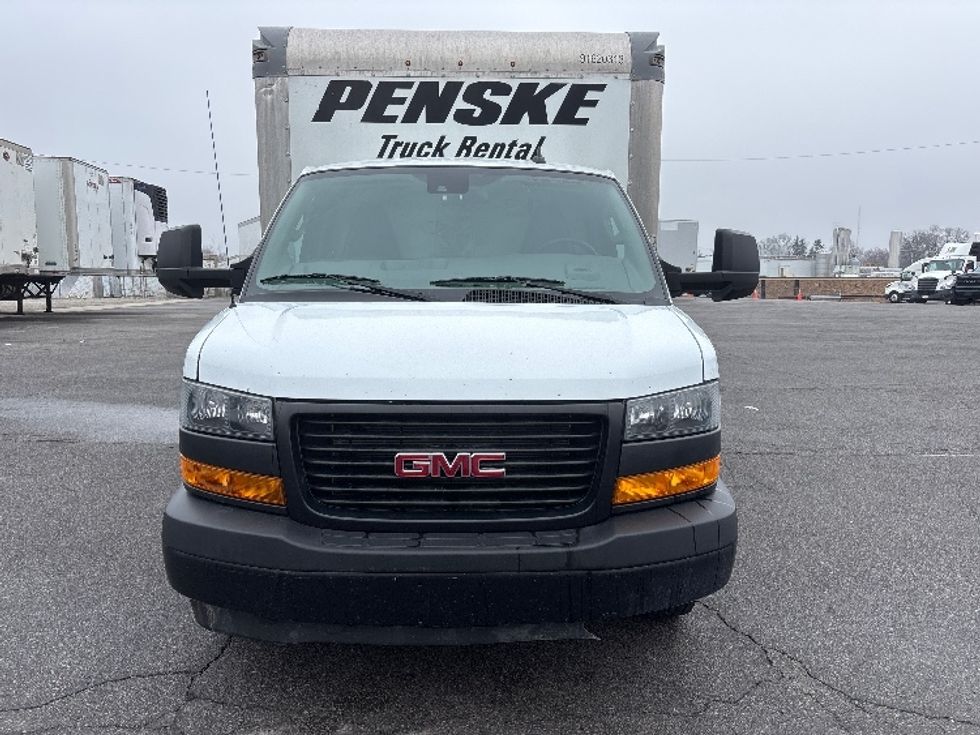 Light Duty Box Truck-Light and Medium Duty Trucks-GMC-2021-Savana G33903-Fort Wayne-IN-79,075\n\t\tmiles-$ 30,750 - Image 2