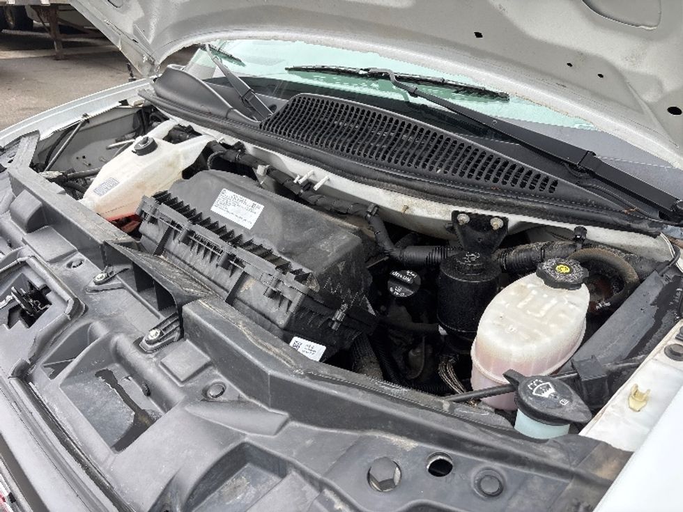 Light Duty Box Truck-Light and Medium Duty Trucks-GMC-2021-Savana G33903-Fort Wayne-IN-79,075\n\t\tmiles-$ 30,750 - Image 23