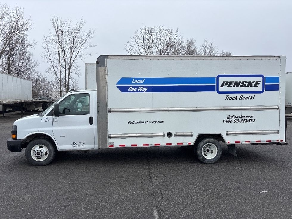 Light Duty Box Truck-Light and Medium Duty Trucks-GMC-2021-Savana G33903-Fort Wayne-IN-79,075\n\t\tmiles-$ 30,750 - Image 4