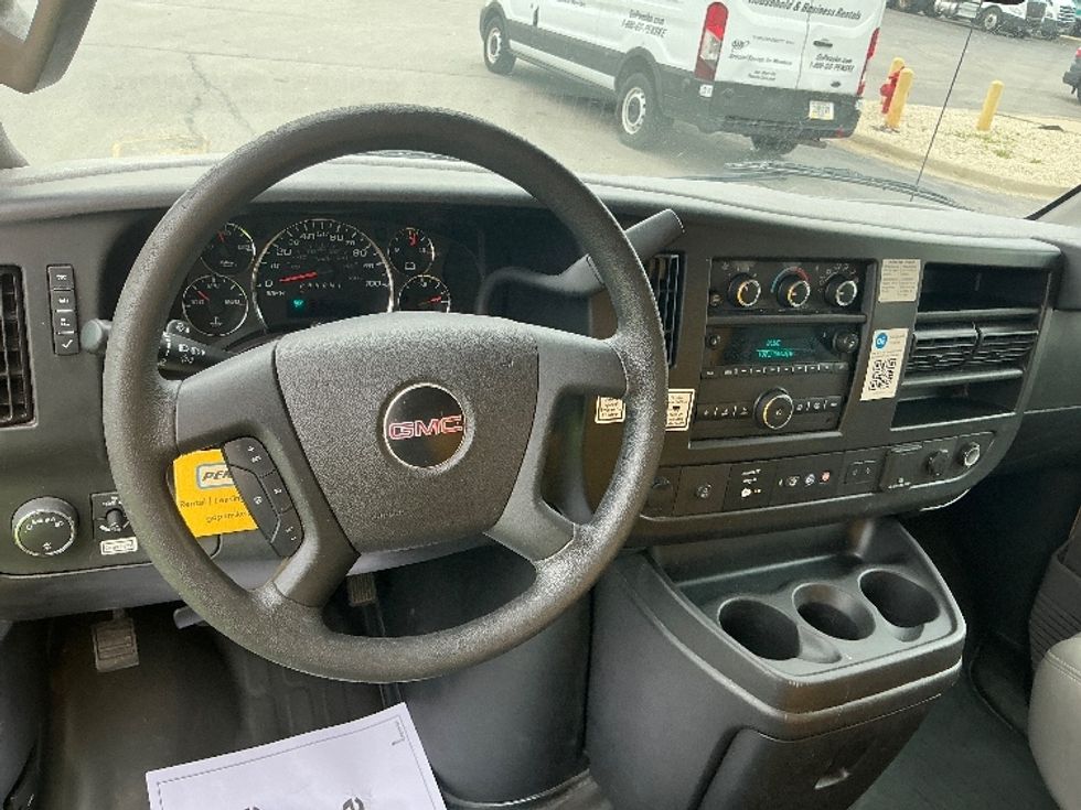 Light Duty Box Truck-Light and Medium Duty Trucks-GMC-2021-Savana G33903-Fort Wayne-IN-90,802\n\t\tmiles-$ 27,000 - Image 17