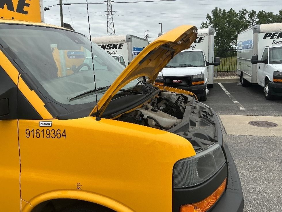 Light Duty Box Truck-Light and Medium Duty Trucks-GMC-2021-Savana G33903-Fort Wayne-IN-90,802\n\t\tmiles-$ 27,000 - Image 23