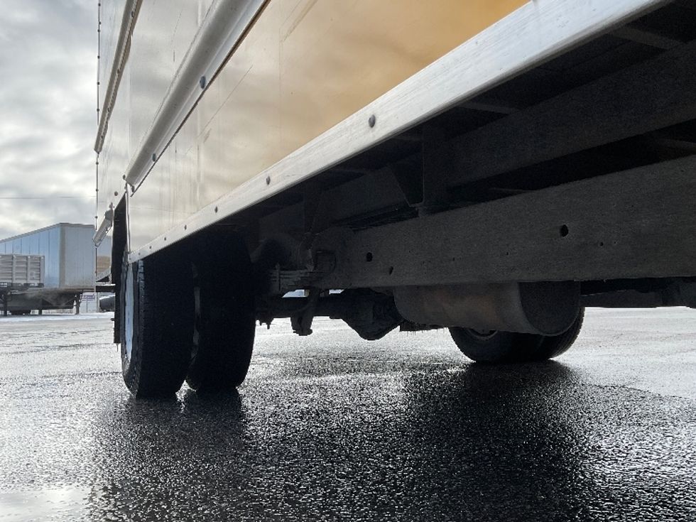 Light Duty Box Truck-Light and Medium Duty Trucks-GMC-2021-Savana G33903-Fort Wayne-IN-95,567\n\t\tmiles-$ 26,250 - Image 13