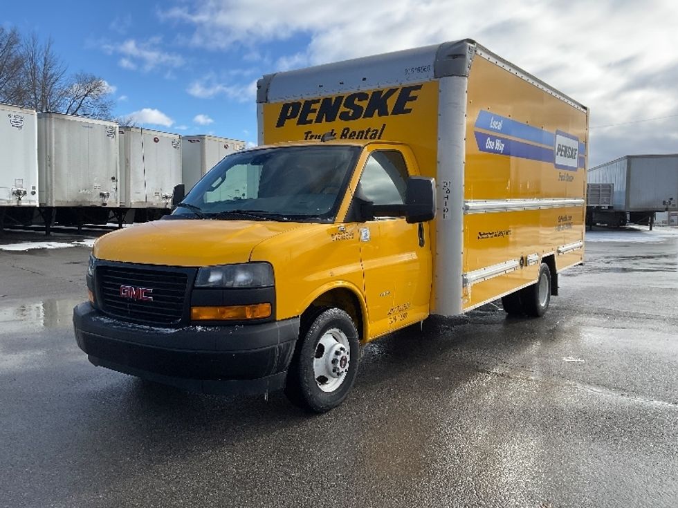 Light Duty Box Truck-Light and Medium Duty Trucks-GMC-2021-Savana G33903-Fort Wayne-IN-95,567\n\t\tmiles-$ 26,250 - Image 3