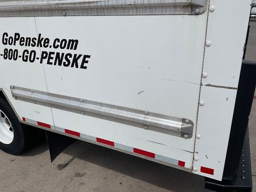 Light Duty Box Truck-Light and Medium Duty Trucks-GMC-2021-Savana G33903-Fort Worth-TX-107,049\n\t\tmiles-$ 29,000 - Image 29