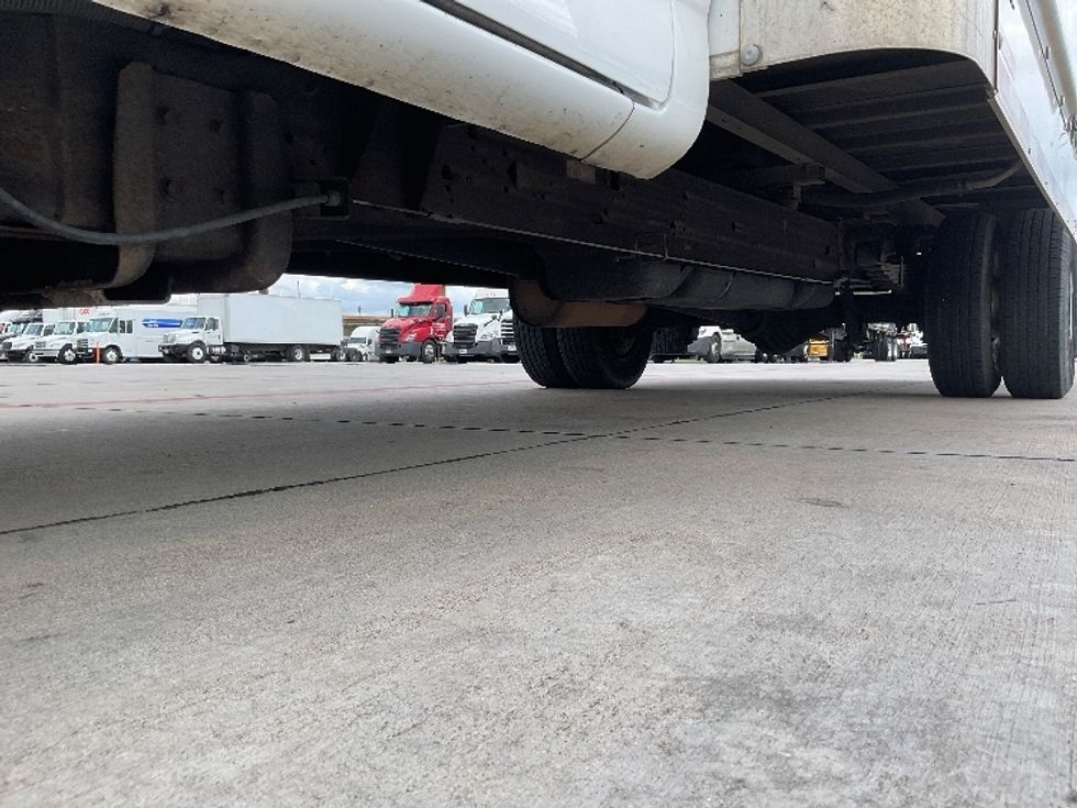 Light Duty Box Truck-Light and Medium Duty Trucks-GMC-2021-Savana G33903-Fort Worth-TX-107,049\n\t\tmiles-$ 29,000 - Image 5