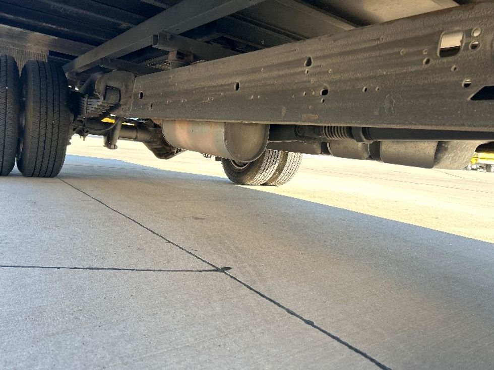 Light Duty Box Truck-Light and Medium Duty Trucks-GMC-2021-Savana G33903-Fort Worth-TX-120,600\n\t\tmiles-$ 27,000 - Image 14