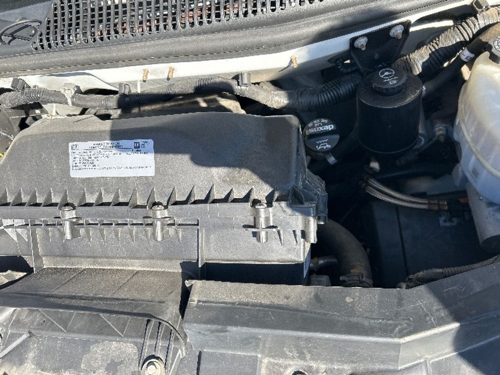 Light Duty Box Truck-Light and Medium Duty Trucks-GMC-2021-Savana G33903-Fort Worth-TX-120,600\n\t\tmiles-$ 27,000 - Image 24