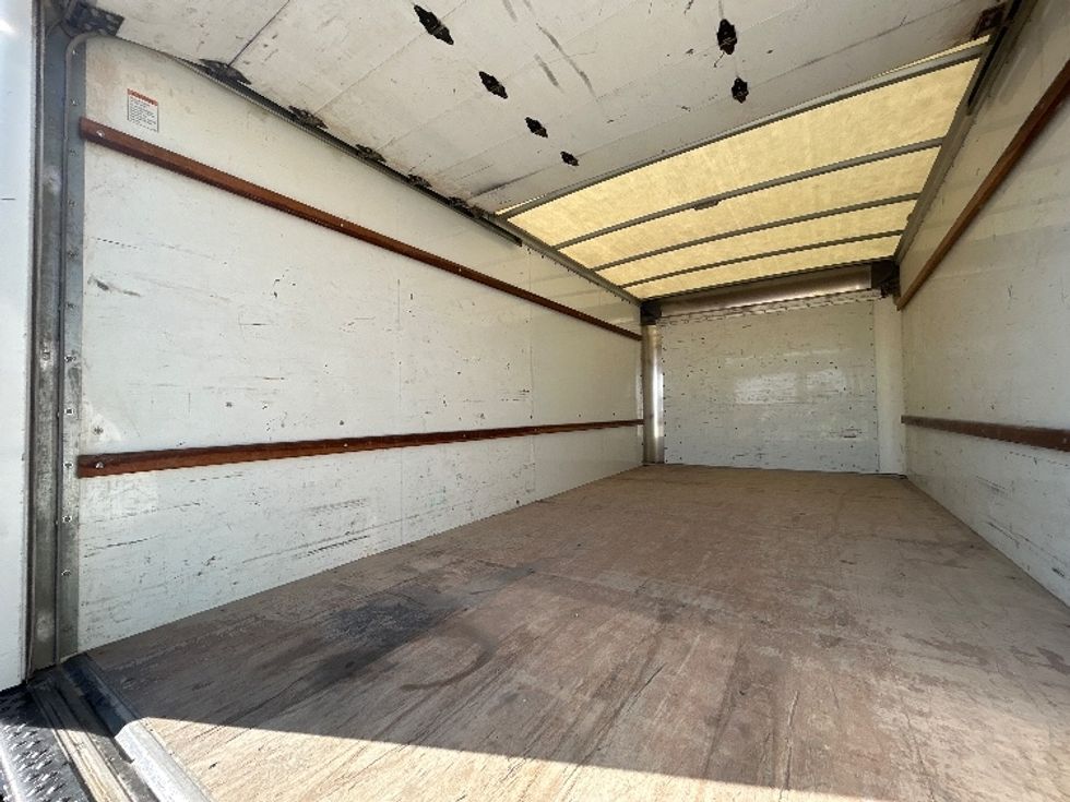 Light Duty Box Truck-Light and Medium Duty Trucks-GMC-2021-Savana G33903-Fort Worth-TX-121,294\n\t\tmiles-$ 27,500 - Image 11