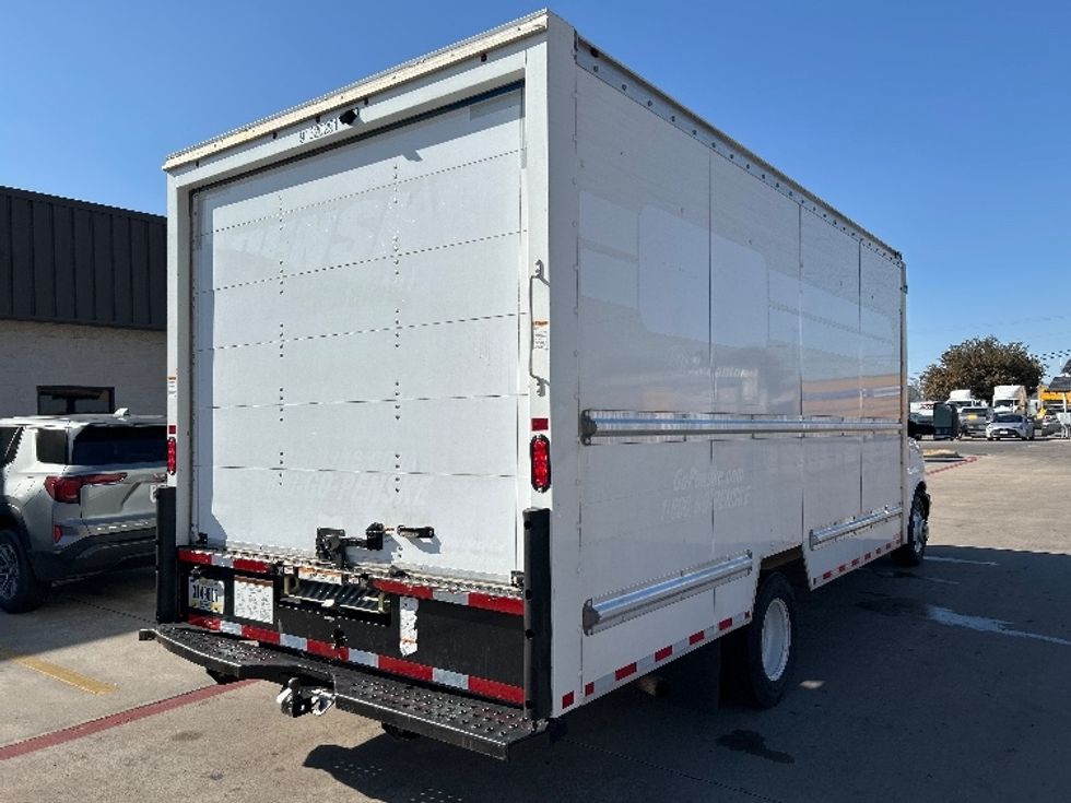 Light Duty Box Truck-Light and Medium Duty Trucks-GMC-2021-Savana G33903-Fort Worth-TX-121,294\n\t\tmiles-$ 27,500 - Image 13