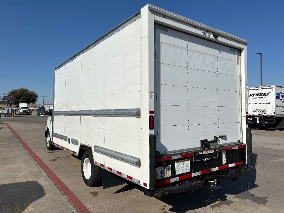 Light Duty Box Truck-Light and Medium Duty Trucks-GMC-2021-Savana G33903-Fort Worth-TX-121,294\n\t\tmiles-$ 27,500 - Image 6