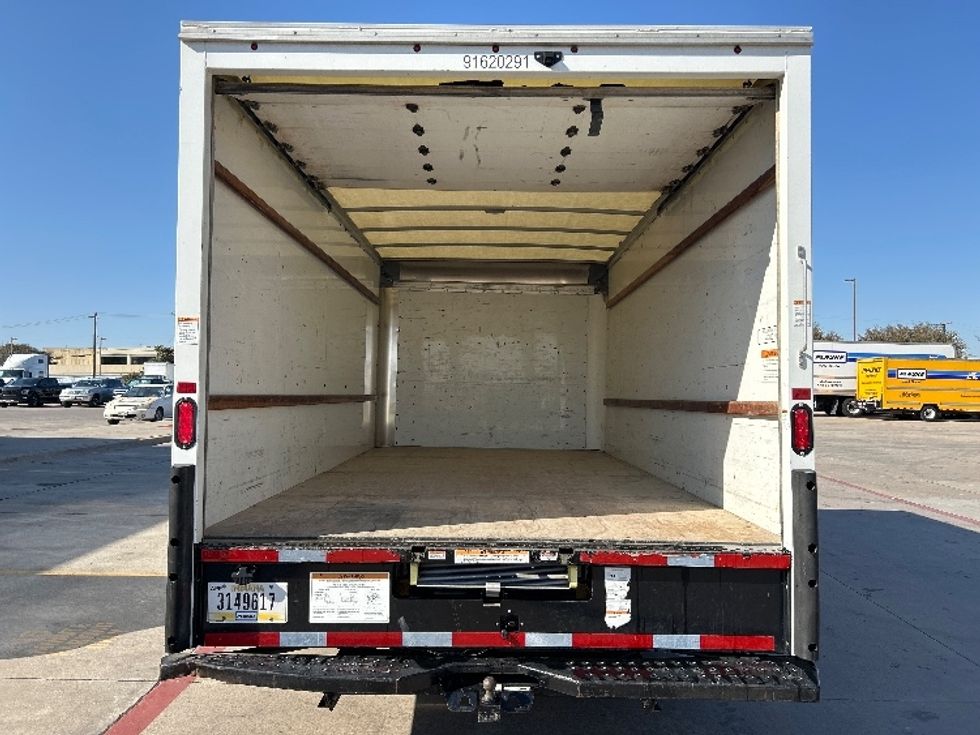 Light Duty Box Truck-Light and Medium Duty Trucks-GMC-2021-Savana G33903-Fort Worth-TX-121,294\n\t\tmiles-$ 27,500 - Image 8