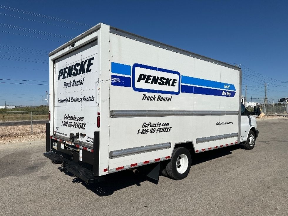 Light Duty Box Truck-Light and Medium Duty Trucks-GMC-2021-Savana G33903-Fort Worth-TX-121,558\n\t\tmiles-$ 25,750 - Image 12