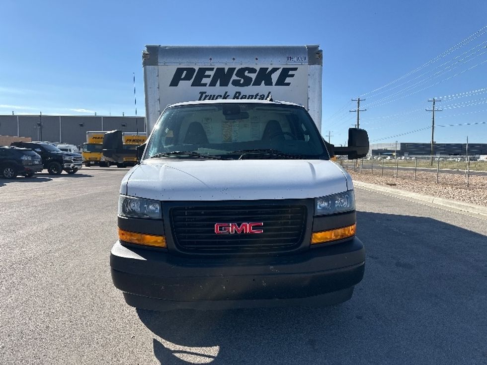 Light Duty Box Truck-Light and Medium Duty Trucks-GMC-2021-Savana G33903-Fort Worth-TX-121,558\n\t\tmiles-$ 25,750 - Image 2