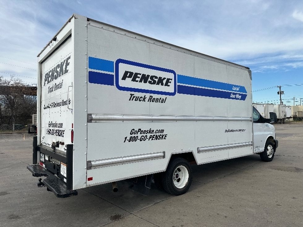 Light Duty Box Truck-Light and Medium Duty Trucks-GMC-2021-Savana G33903-Fort Worth-TX-87,320\n\t\tmiles-$ 30,750 - Image 13