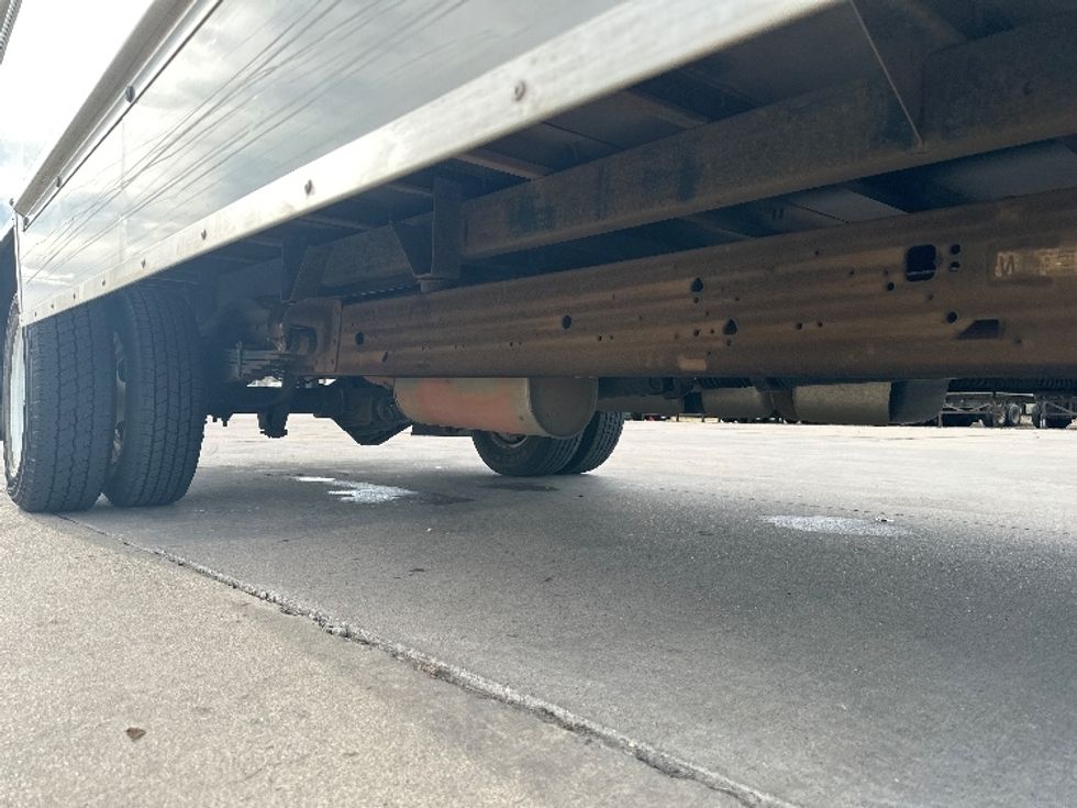 Light Duty Box Truck-Light and Medium Duty Trucks-GMC-2021-Savana G33903-Fort Worth-TX-87,320\n\t\tmiles-$ 30,750 - Image 14