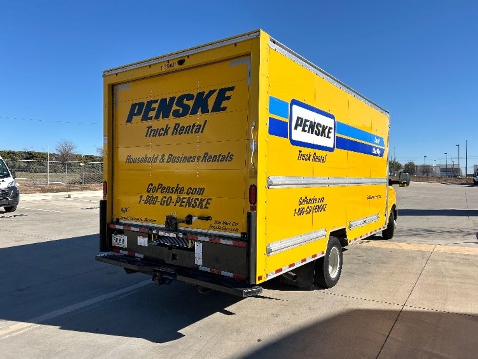 Light Duty Box Truck-Light and Medium Duty Trucks-GMC-2021-Savana G33903-Fort Worth-TX-88,727\n\t\tmiles-$ 27,750 - Image 13