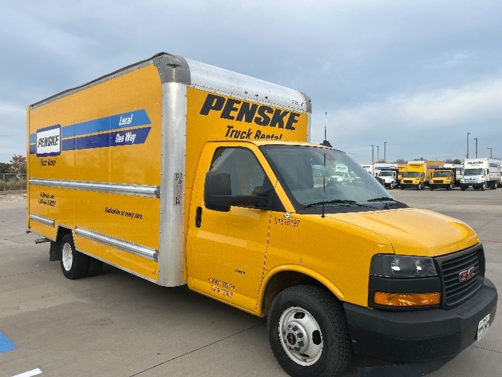 Light Duty Box Truck-Light and Medium Duty Trucks-GMC-2021-Savana G33903-Fort Worth-TX-90,464\n\t\tmiles-$ 27,500 - Image 1