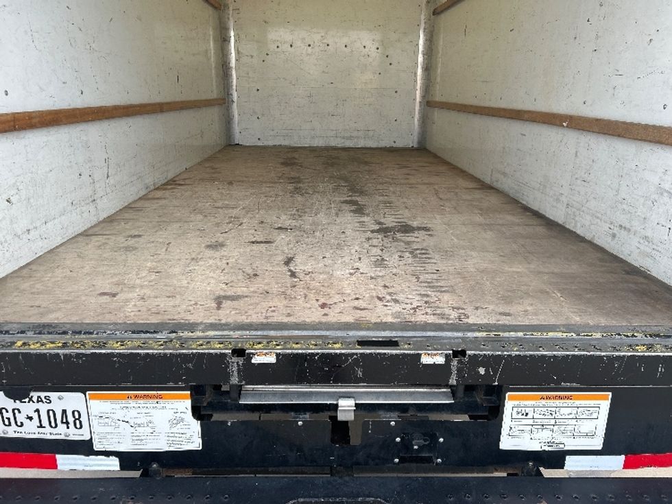 Light Duty Box Truck-Light and Medium Duty Trucks-GMC-2021-Savana G33903-Fort Worth-TX-90,464\n\t\tmiles-$ 27,500 - Image 10
