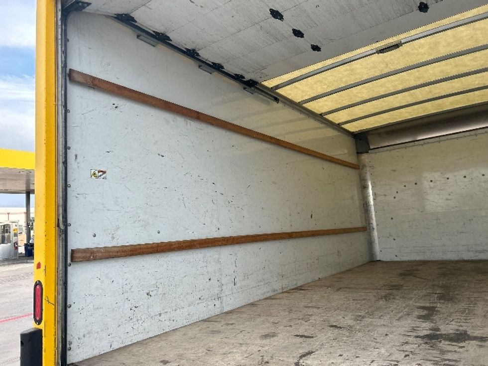 Light Duty Box Truck-Light and Medium Duty Trucks-GMC-2021-Savana G33903-Fort Worth-TX-90,464\n\t\tmiles-$ 27,500 - Image 11